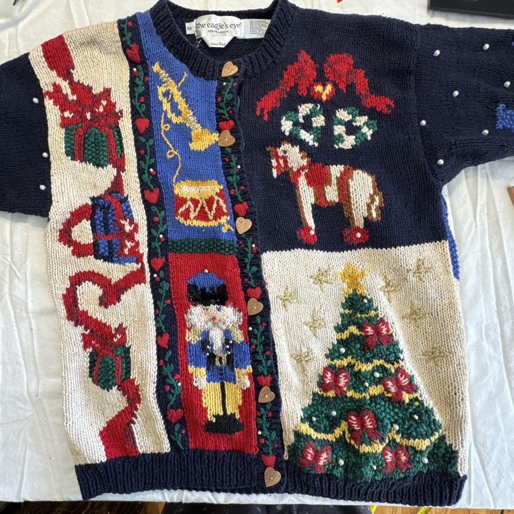 Vintage Eagles Eye Cardigan Sweater Women M Christmas‎ Nut Cracker Embroidered